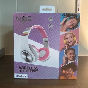 Vivitar Ivibe wireless headphones with Bluetooth.